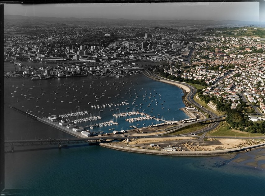 Auckland, including southern end of Harbour Bridge, Westhaven Marina, and St Marys Bay