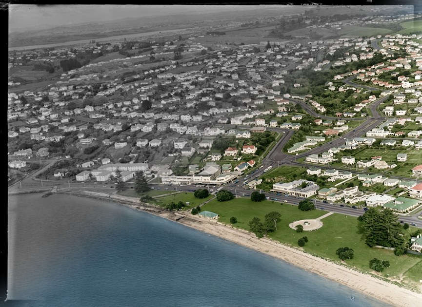 Mission Bay with Tamaki Drive looking south, Auckland City