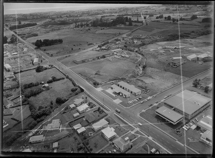 Original photograph: MacGregor Motors, Otara, Manukau, Auckland