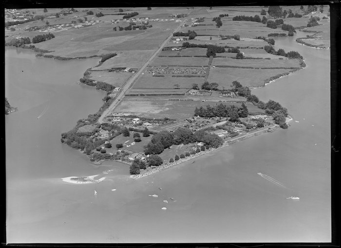 Original photograph: Sandspit, Waiuku, during the Centennial Celebrations